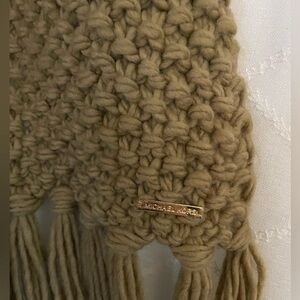 Michael Kors long heavy knitted scarf-khaki/brown